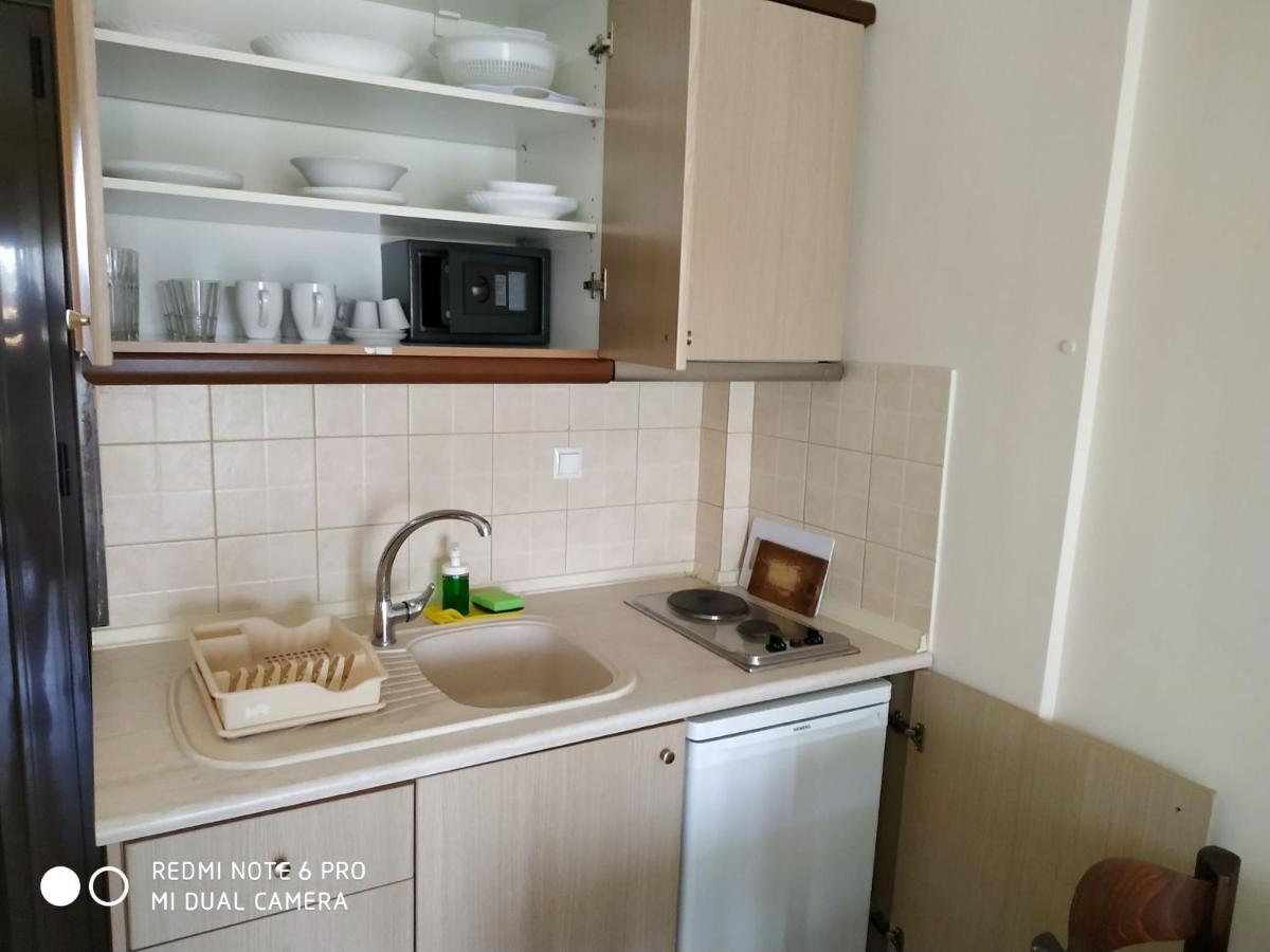 Stella Meri Studios - Apartments Неа-Скиони Экстерьер фото