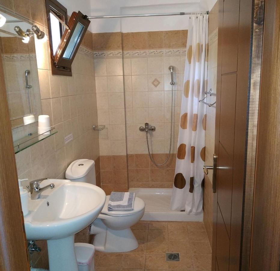 Stella Meri Studios - Apartments Неа-Скиони Экстерьер фото
